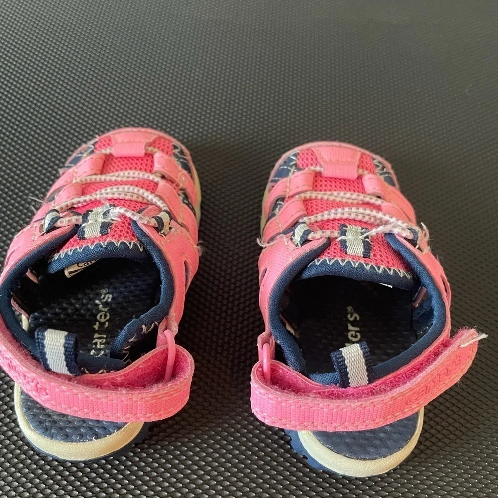 Carters water shoes closed toe athletic shoes size 5 pink blue